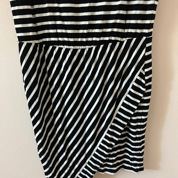 White House Black Market Womens White Black Striped A-Line Dress Size M - Picture 3 of 4